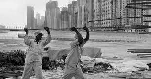 Almost 10,000 Asian migrant workers die in Gulf countries every year ...